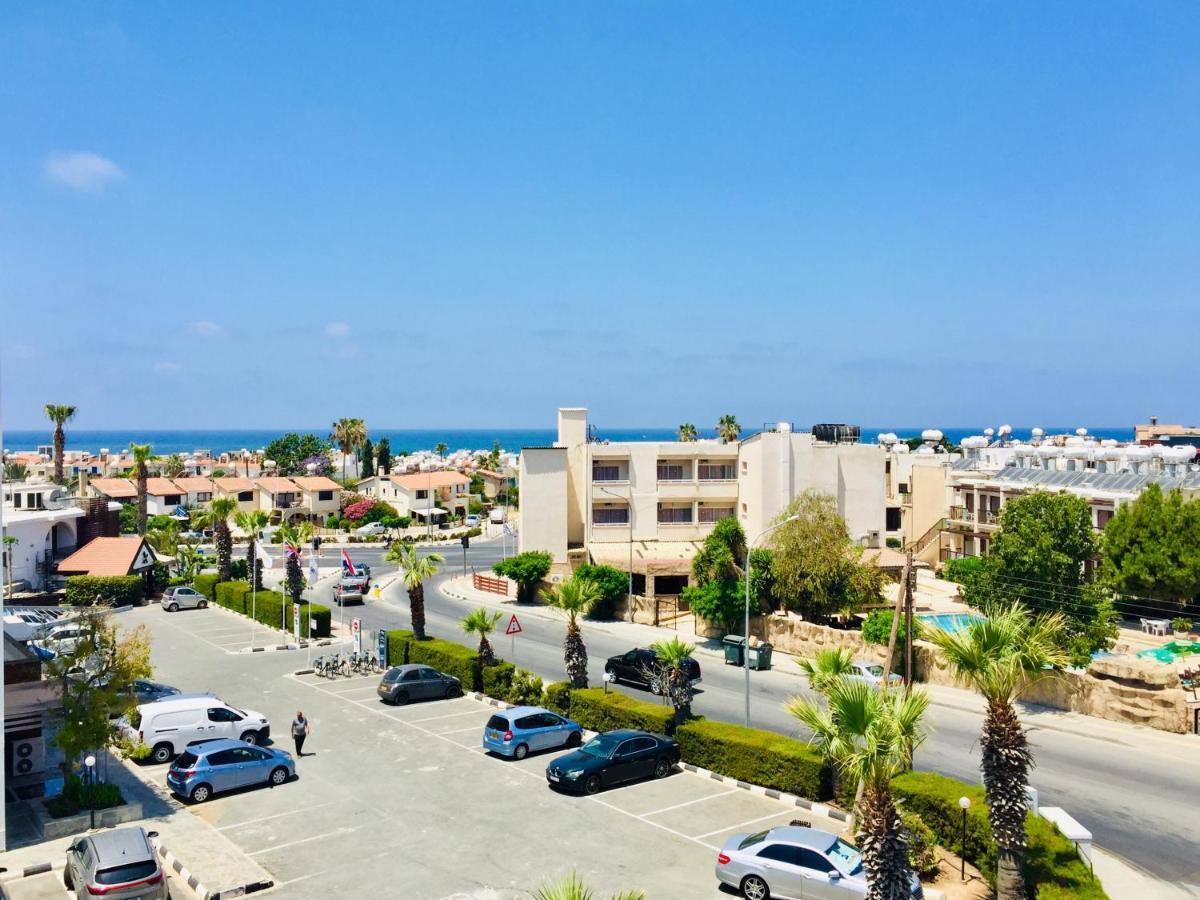 Sunset Seaview Studio Apartment Paphos Bagian luar foto